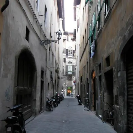Velluti Apartament Pitti Palace شقة *